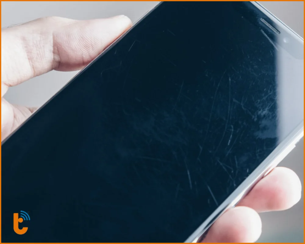 _Đánh bóng mặt kính, kính lưng iPhone, Samsung, Apple Watch duy nhất tại Thành Trung Mobile