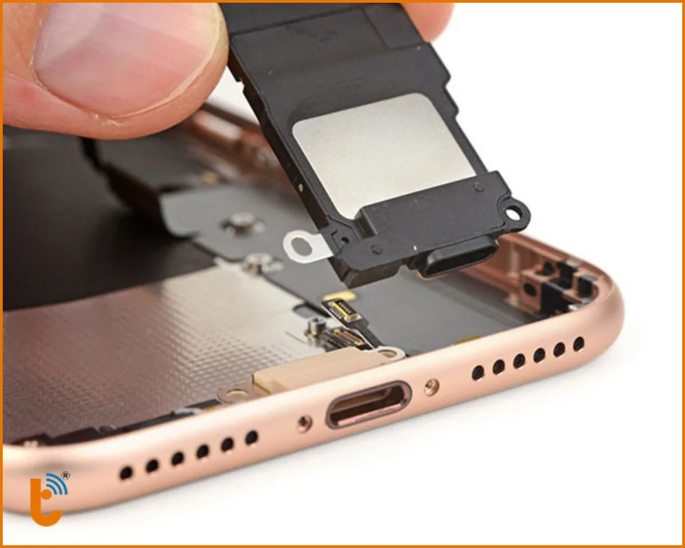 Thay Mic iPhone Xs chính hãng tại Thành Trung Mobile