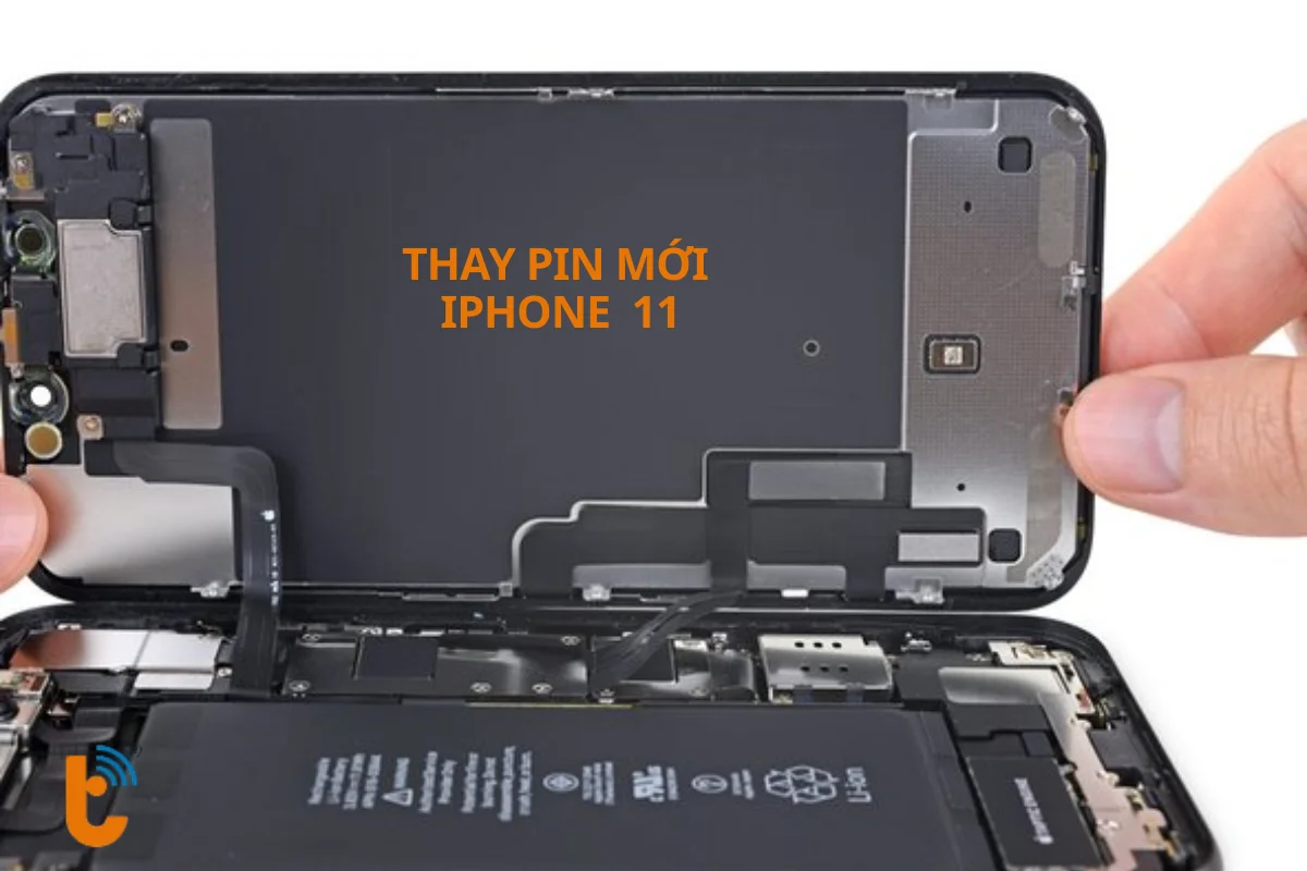 Thay pin mới cho iPhone 11