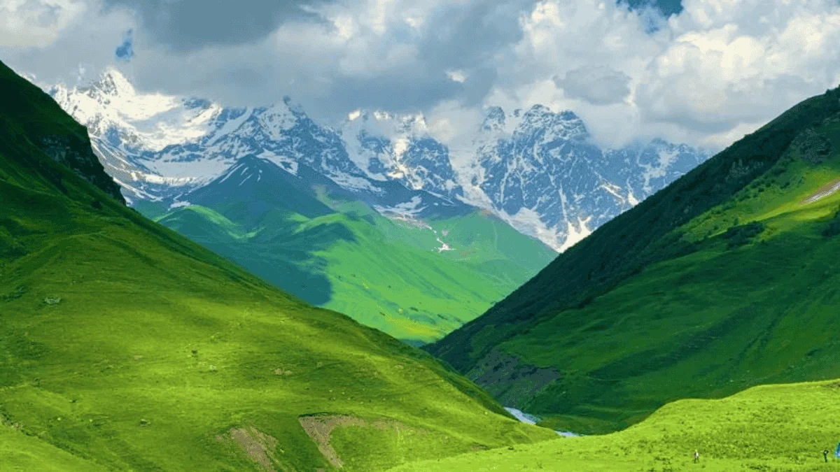 Ảnh bìa phong cảnh Zalo 24