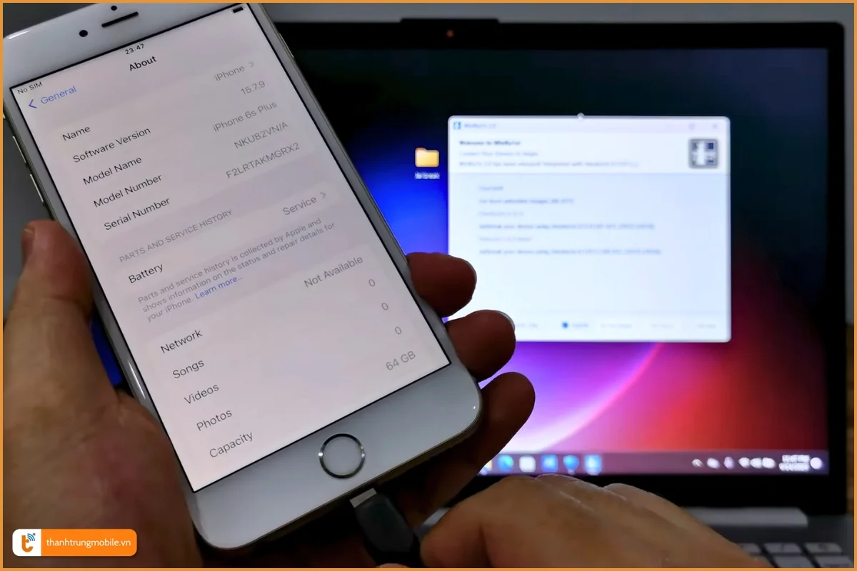 Chạy Palera1n, kết nối iPhone với máy tính