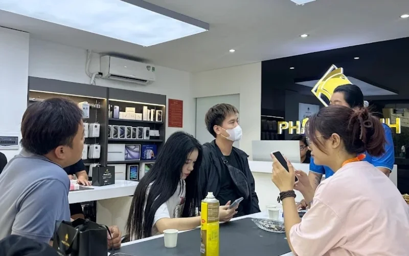 cua hang-phat-thanh-2