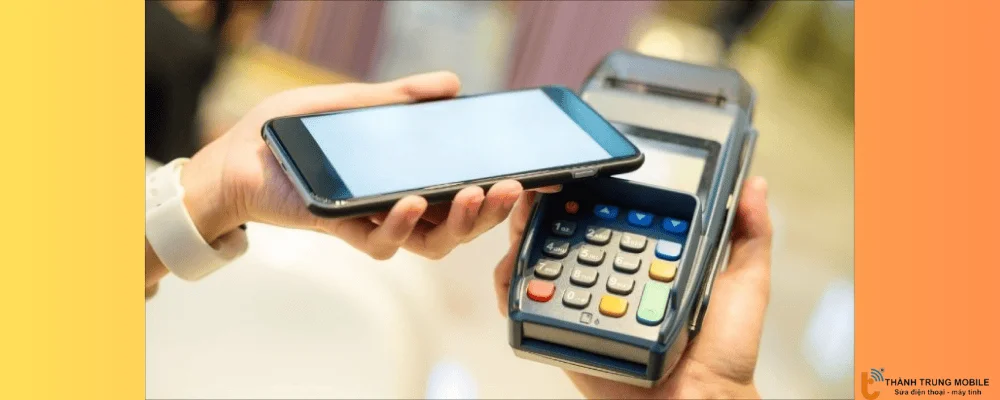 Đặt iPhone gần thiết bị tag NFC