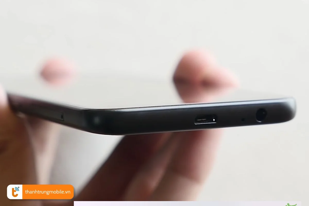 Dấu hiệu cần thay mic Samsung J6