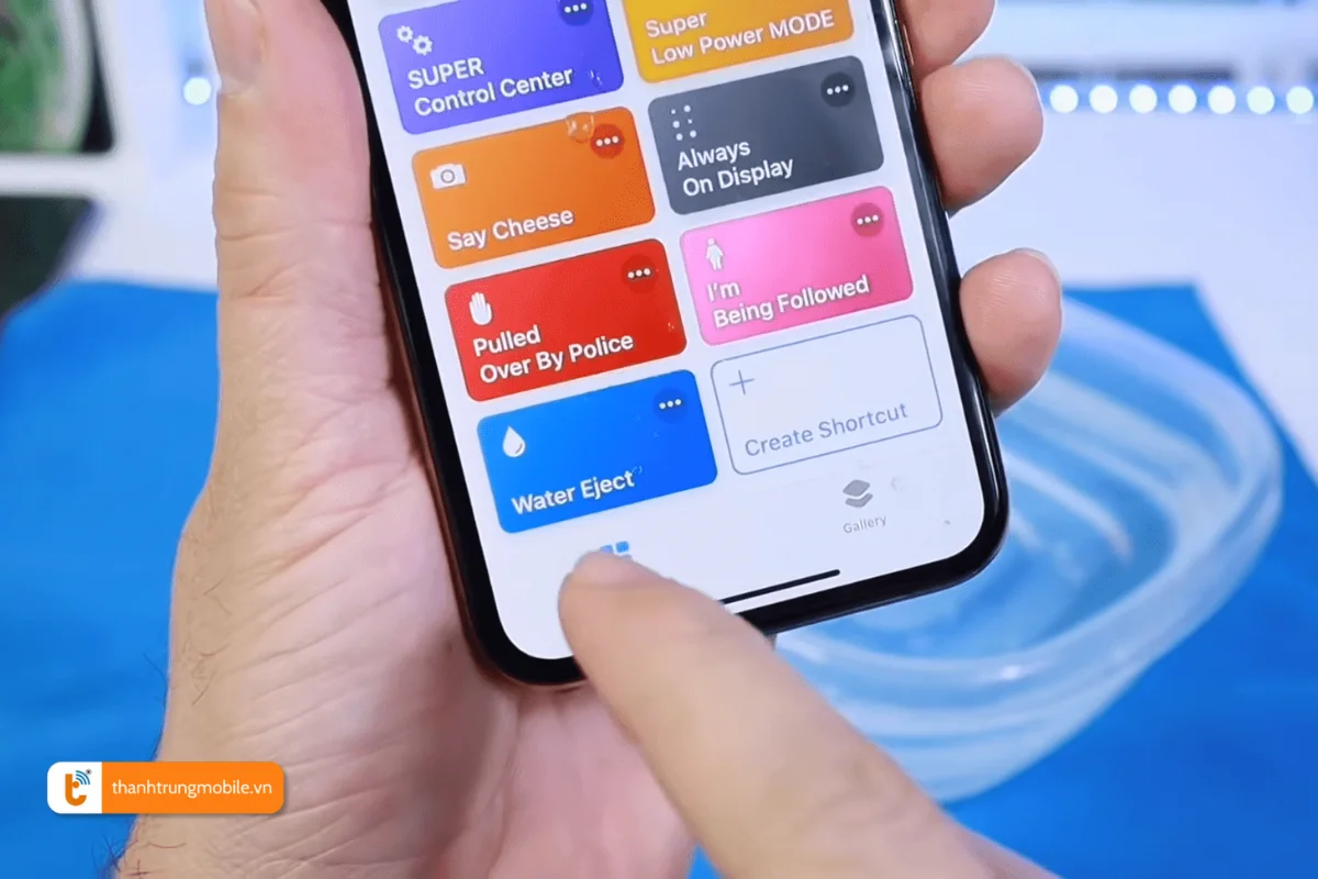 đẩy nước ra khỏi loa trên iphone