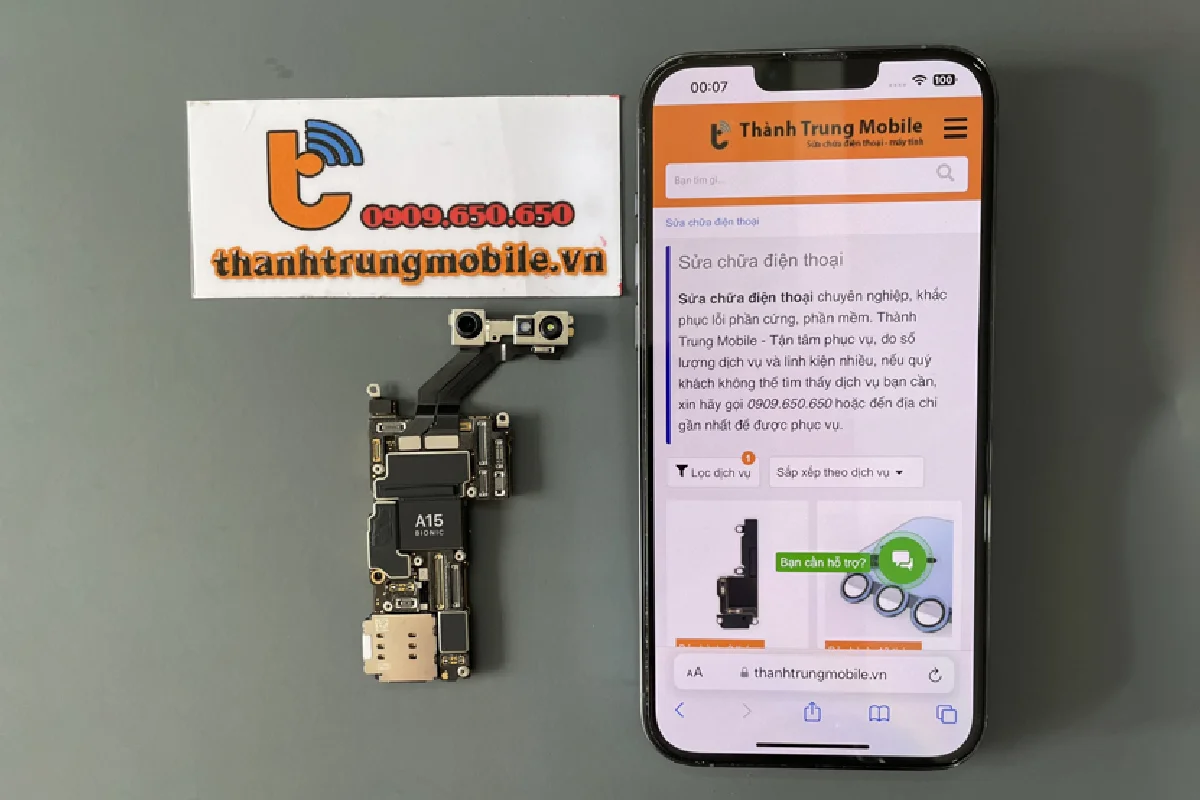 dich-vu-thay-main-iphone-gia-re