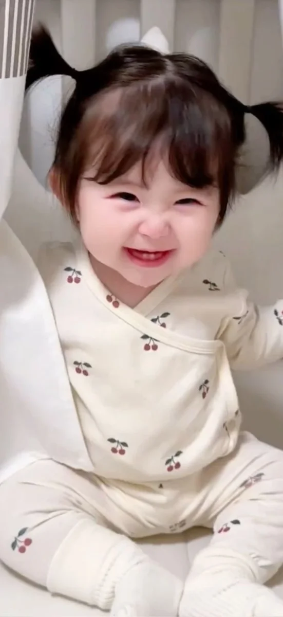 Hinh-nen-be-gai-so-sinh-de-thuong (21)