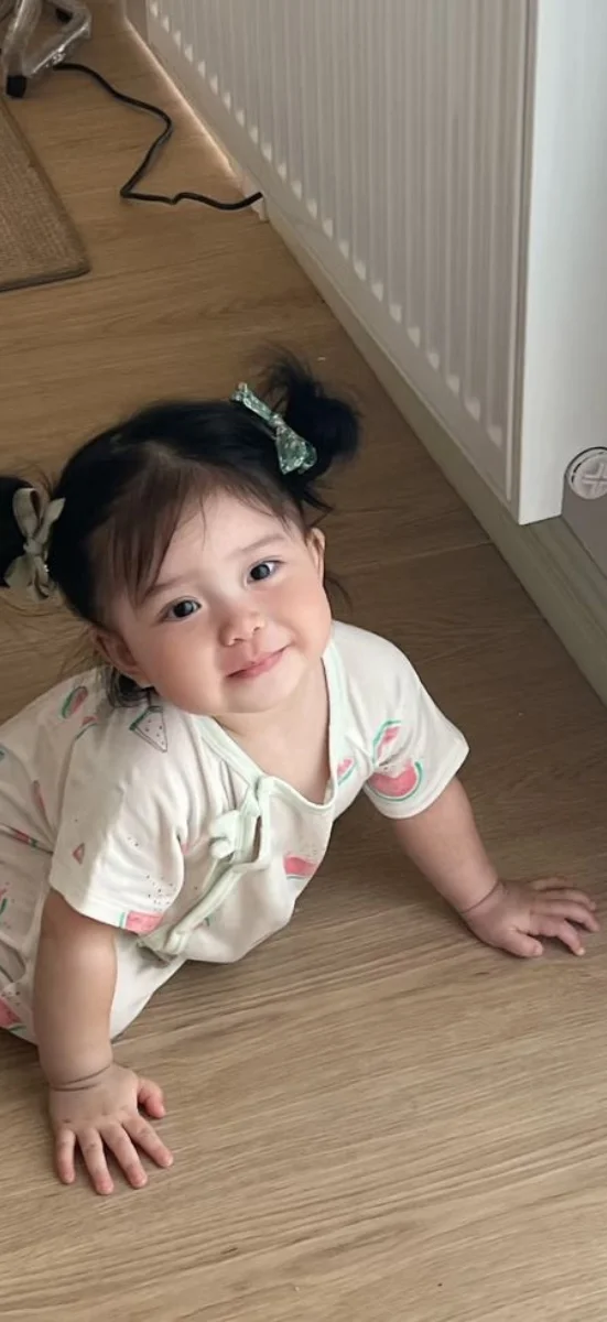 Hinh-nen-be-gai-so-sinh-de-thuong (45)