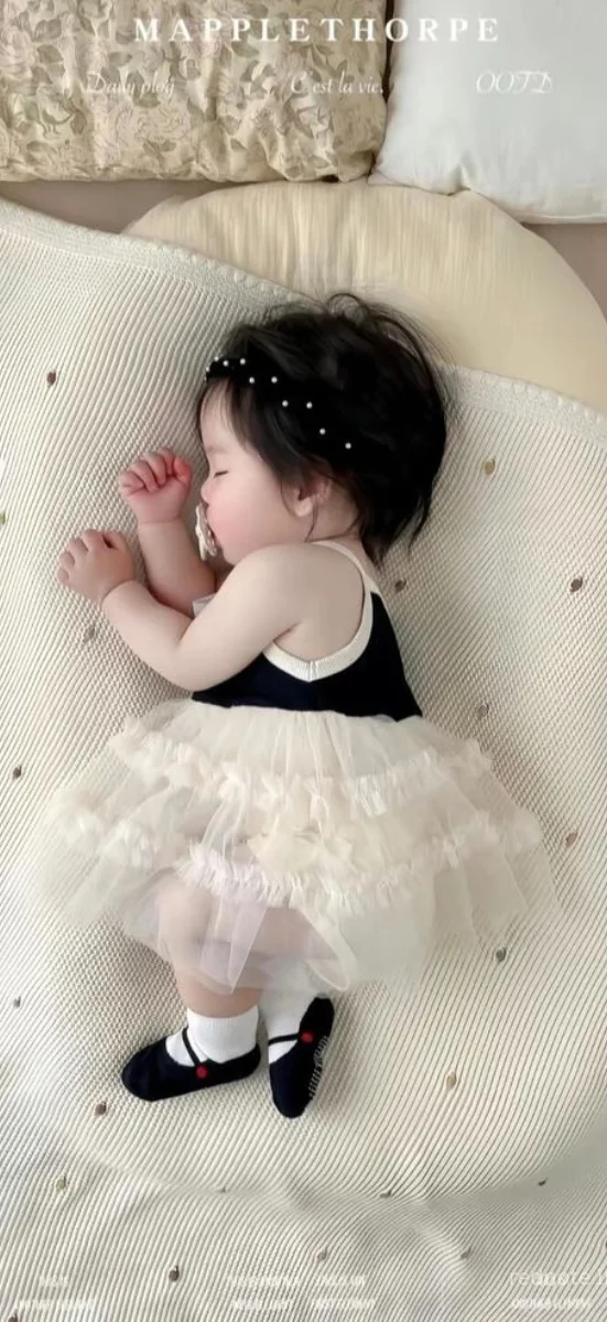 Hinh-nen-be-gai-so-sinh-de-thuong (8)