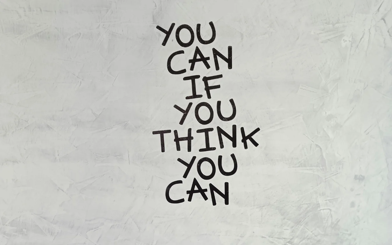 Hinh-nen-dong-luc-cho-laptop (2)-1