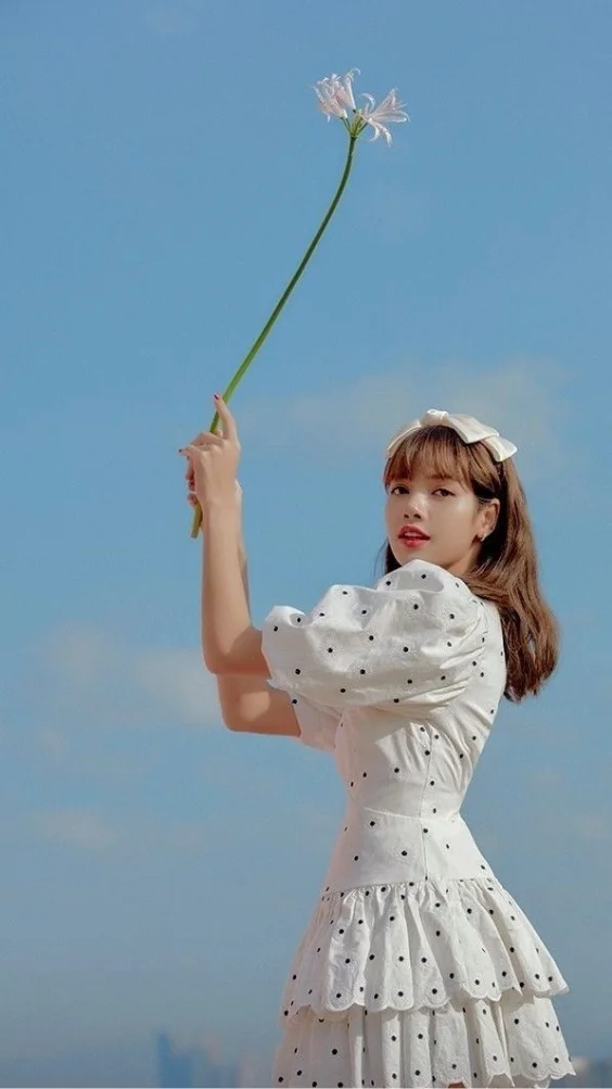 Hinh-nen-Lisa-Blackpink (5)