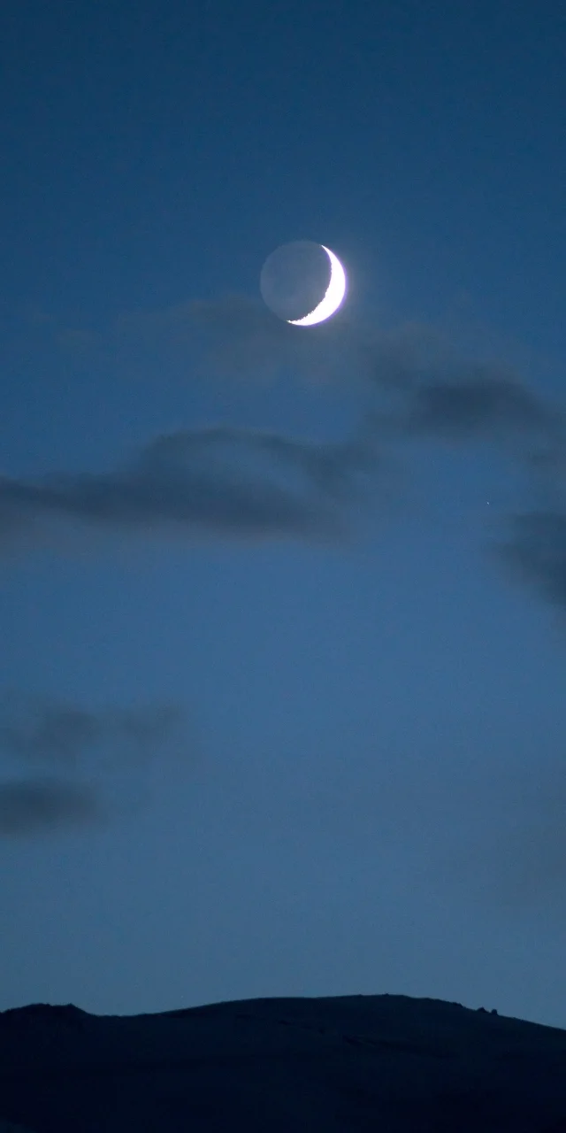 hinh-nen-mat-trang-khuyet-9