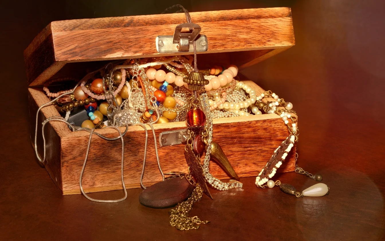 hinh-nen-may-man-cho-menh-kim-2