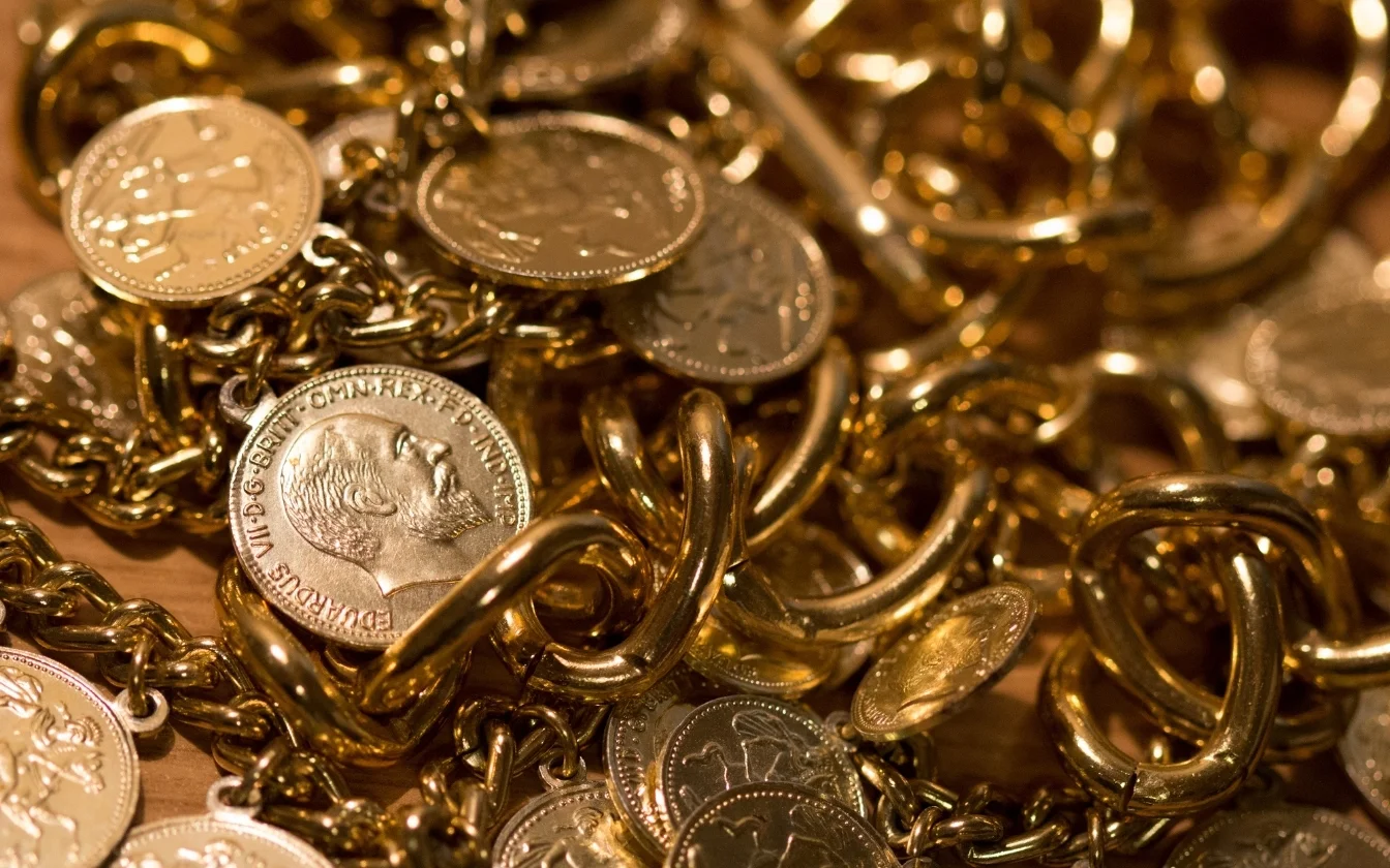 hinh-nen-may-man-cho-menh-kim