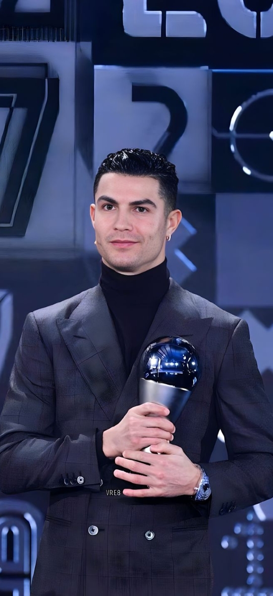 Hinh-nen-Ronaldo (45)