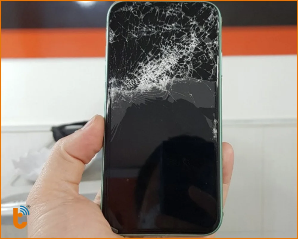 iPhone 11 Pro Max bể vỡ mặt kính