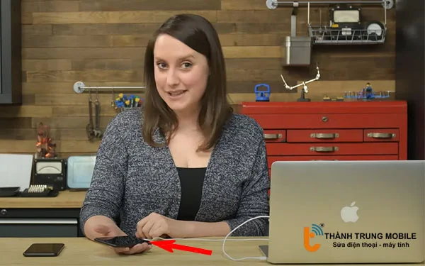 Đưa iPhone vào chế độ DFU