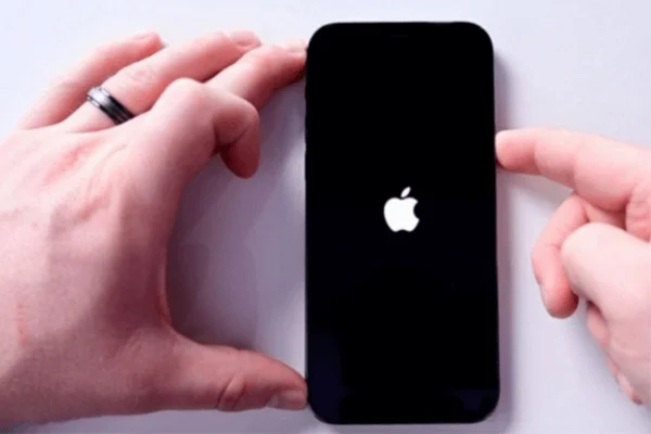 khoi-dong-lai-iphone