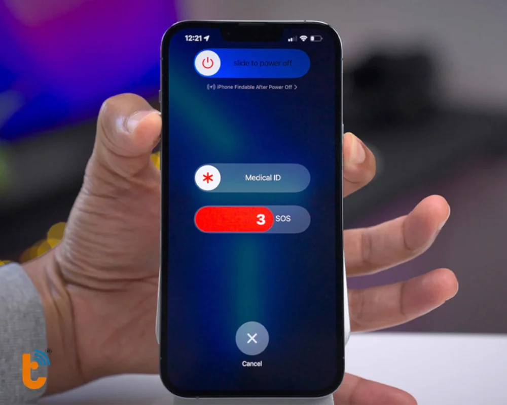 Khởi động lại iPhone