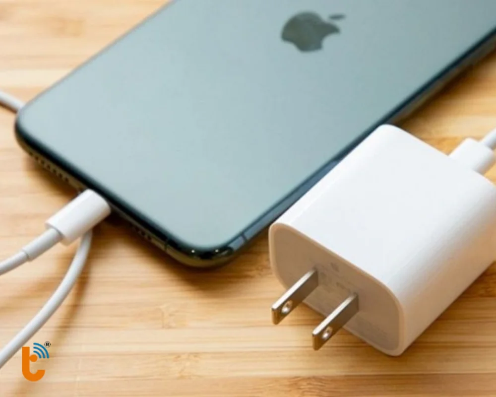 Kiểm tra lại sạc và cáp