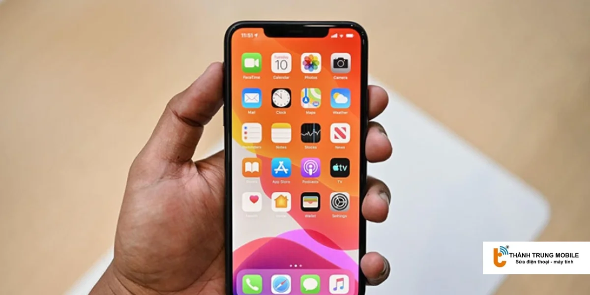 Kiểm tra màn hình iPhone ngay sau khi lắp