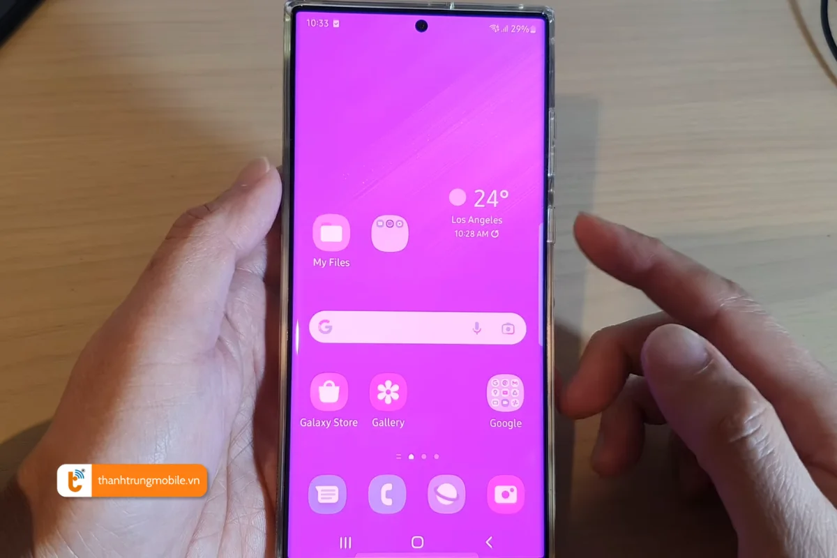 màn hình samsung bị ám màu hồng