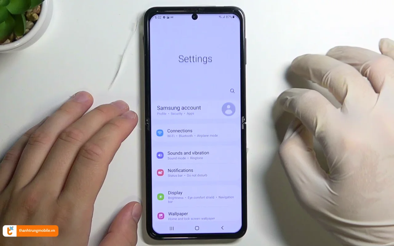 Mở khóa xác minh tài khoản Google Samsung Z Flip 3