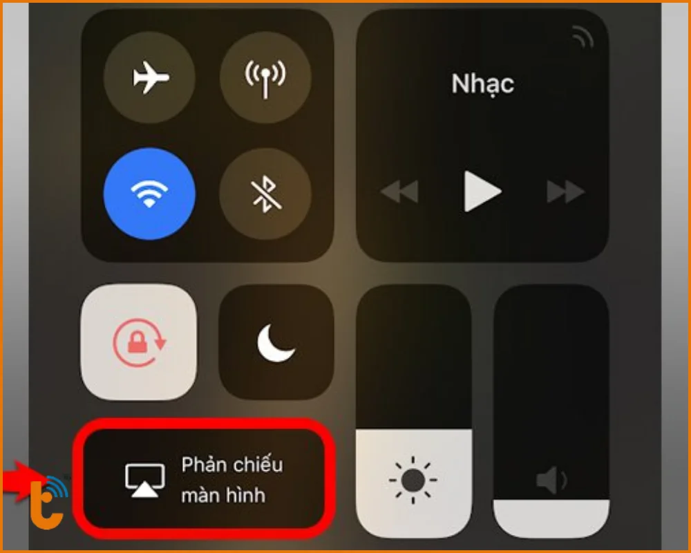 mở Trung tâm điều khiển và chọn Phản chiếu màn hình