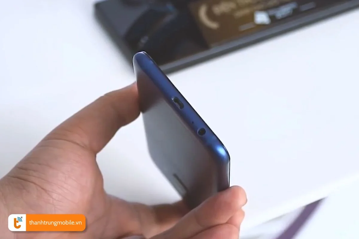 Nguyên nhân làm hỏng loa điện thoại Samsung A6