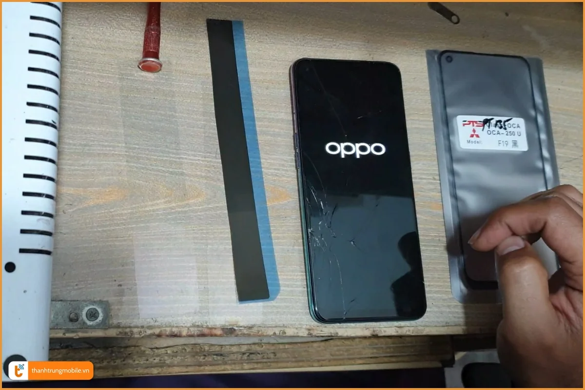 Oppo F19 mặt kính nứt vỡ