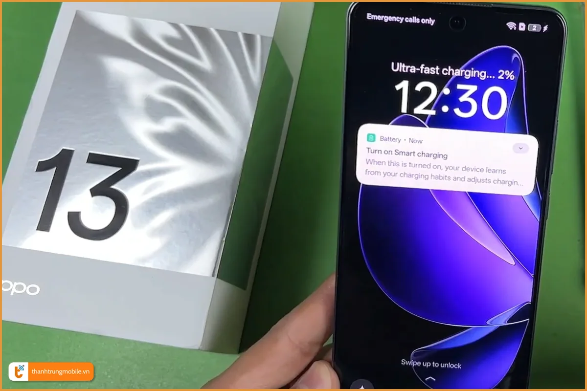OPPO Reno13 Pro 5G nhận sạc, nhưng lâu lên % pin