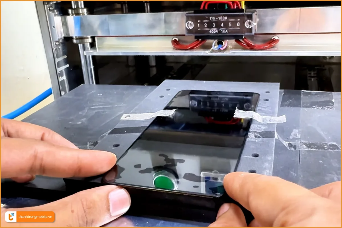 Quy trình ép kính Google Pixel 9 Pro