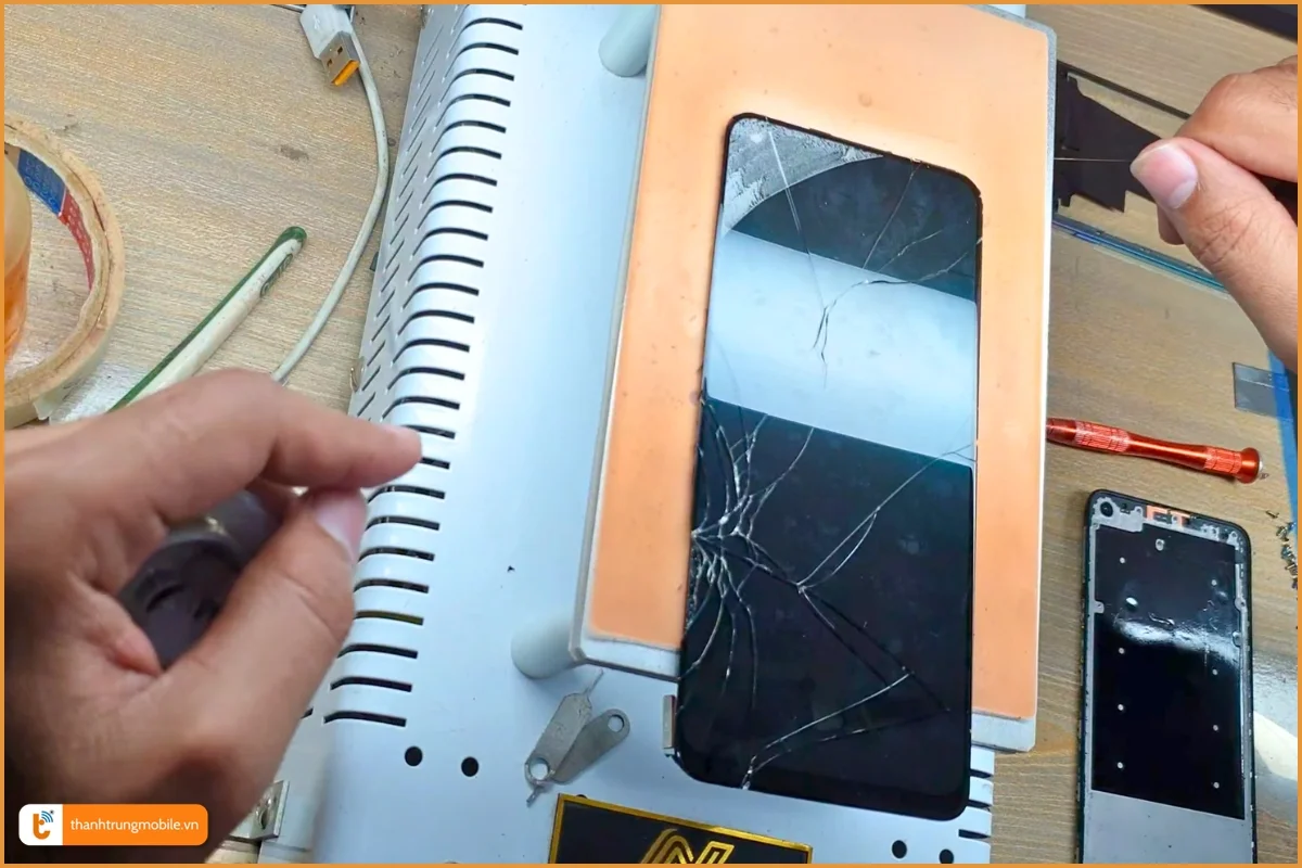 Quy trình ép kính Oppo F19