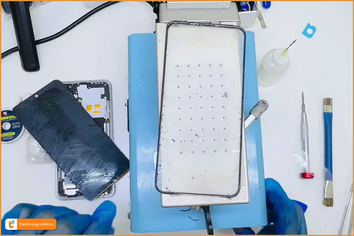 Quy trình ép kính Samsung Galaxy A36 5G chuyên nghiệp