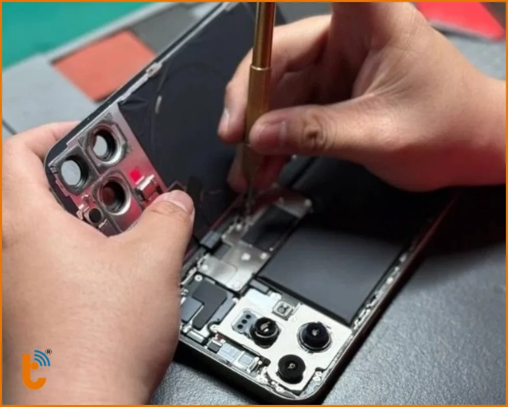 Quy trình sửa Face ID iPhone 17 Pro chuyên nghiệp tại Thành Trung