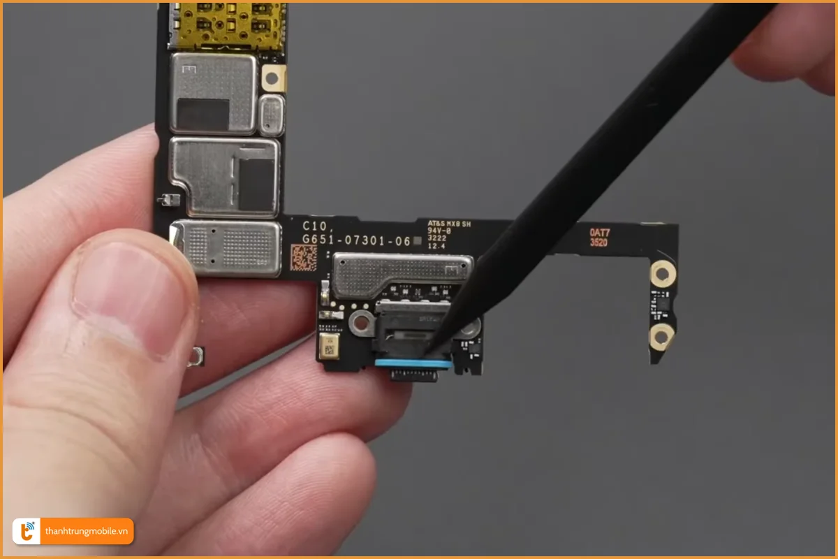 Quy trình thay chân sạc Google Pixel 7 Pro