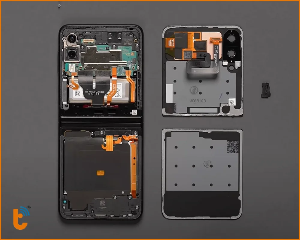 Quy trình thay kính lưng Samsung Galaxy Z Flip 7 chuyên nghiệp tại Thành Trung Mobile