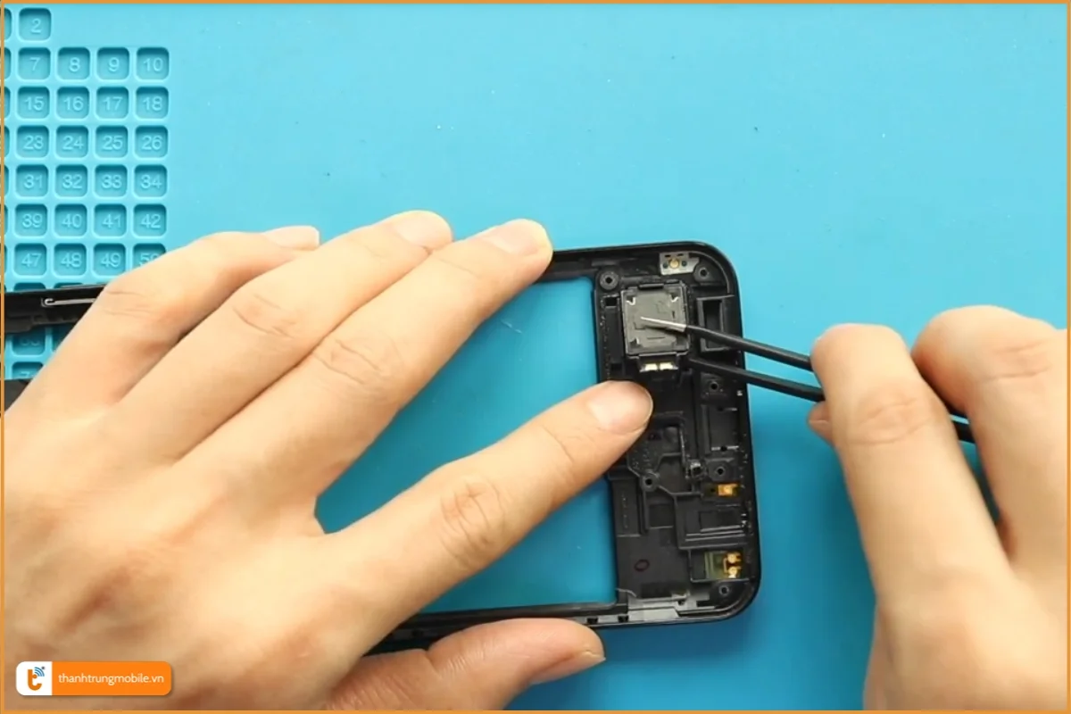 Thay loa ngoài Samsung Galaxy A20