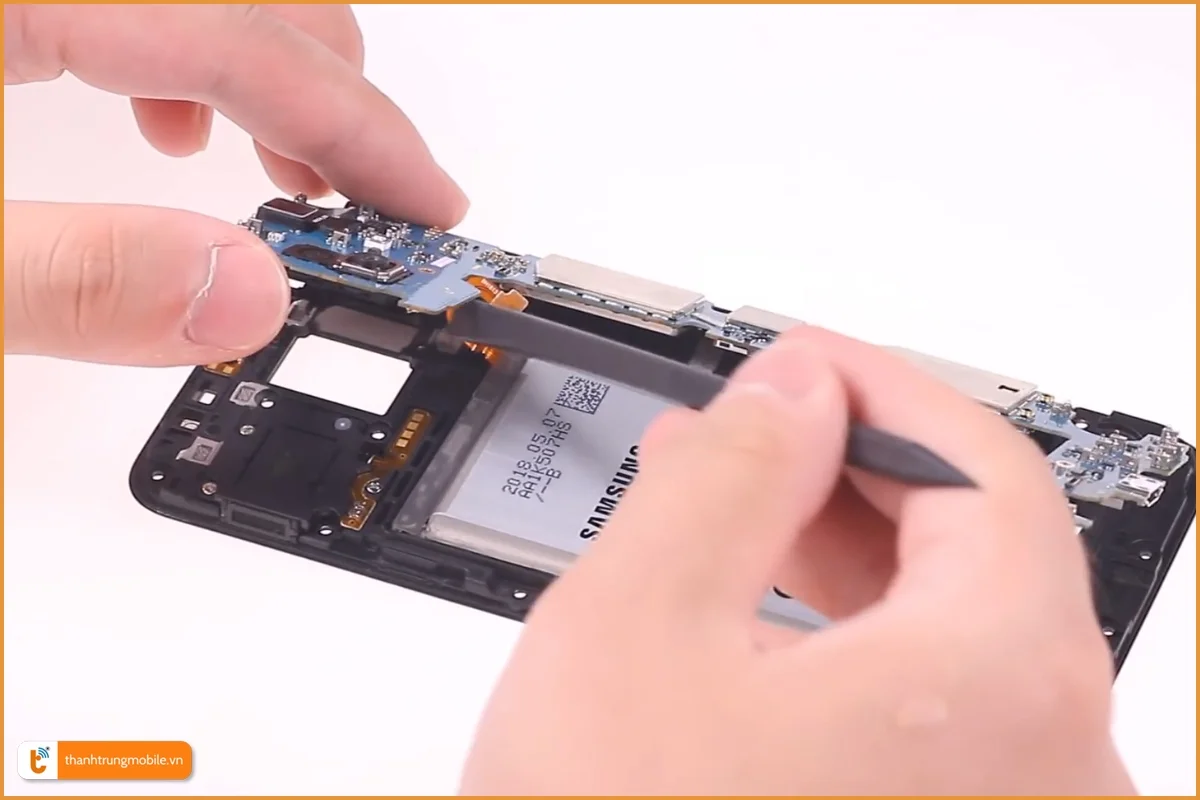 Quy trình thay loa Samsung Galaxy A6