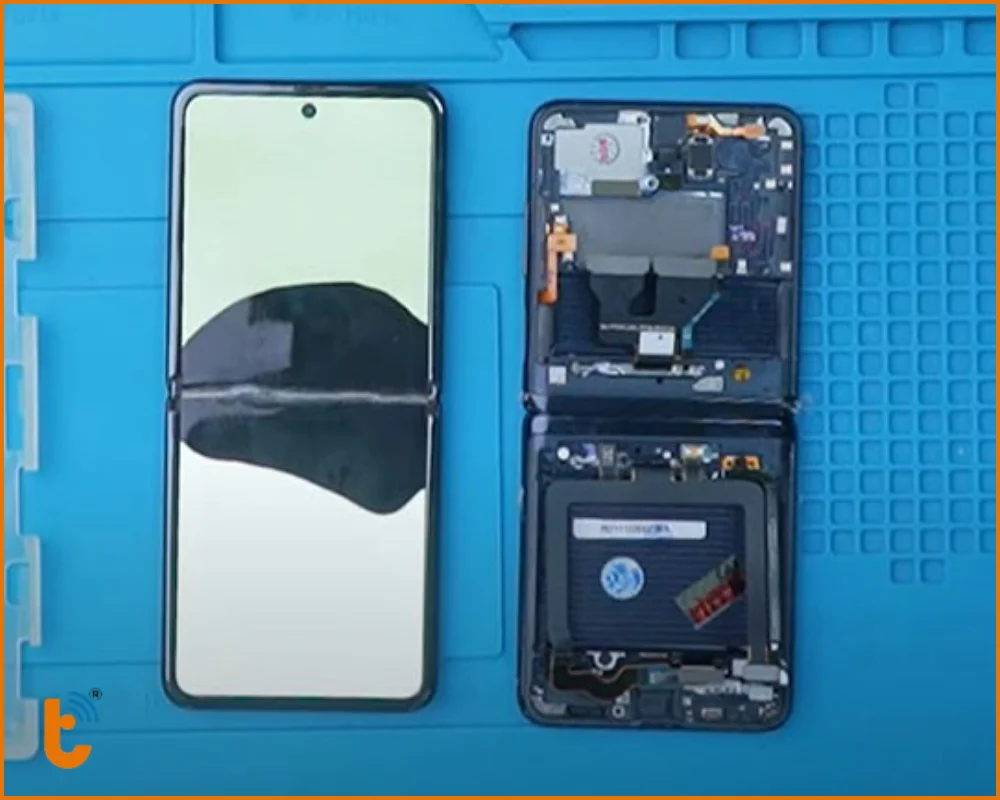 Quy trình thay màn hình Galaxy Z Flip 2 chuyên nghiệp tại Thành Trung Mobile