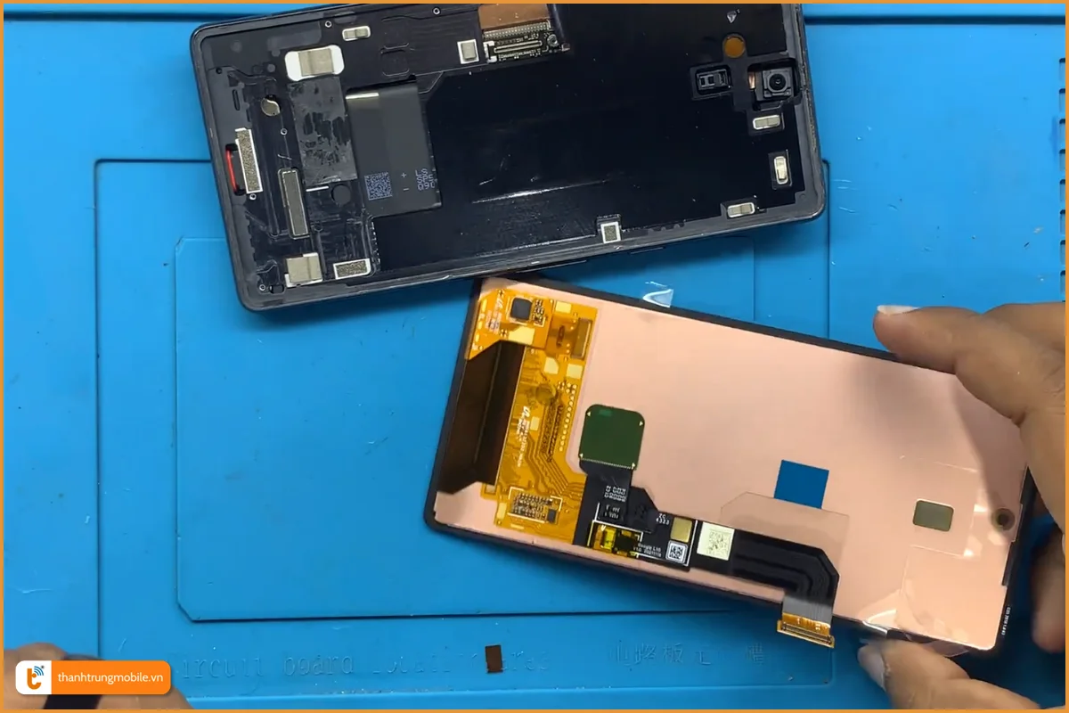 Quy trình thay màn hình Google Pixel 7A