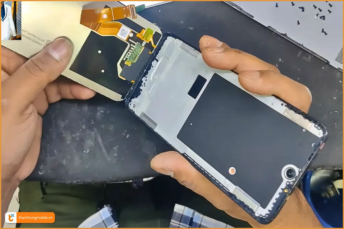 Quy trình thay màn hình Realme C75X