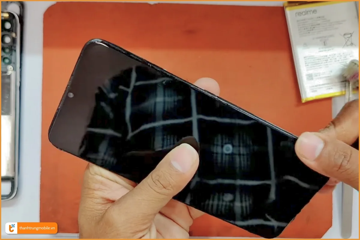 Quy trình thay màn hình Realme Narzo 10