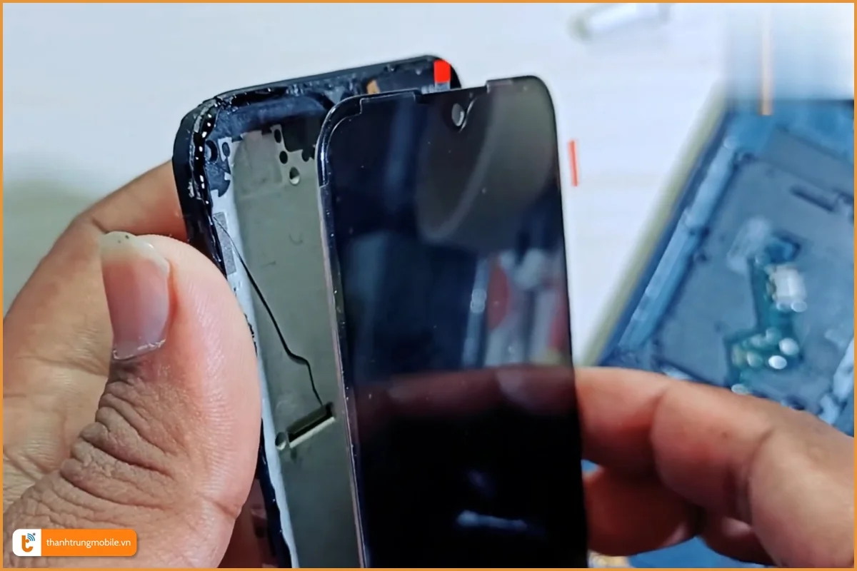 Quy trình thay màn hình Samsung M01