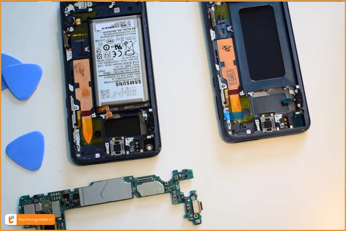 Quy trình thay màn hình Samsung S10E