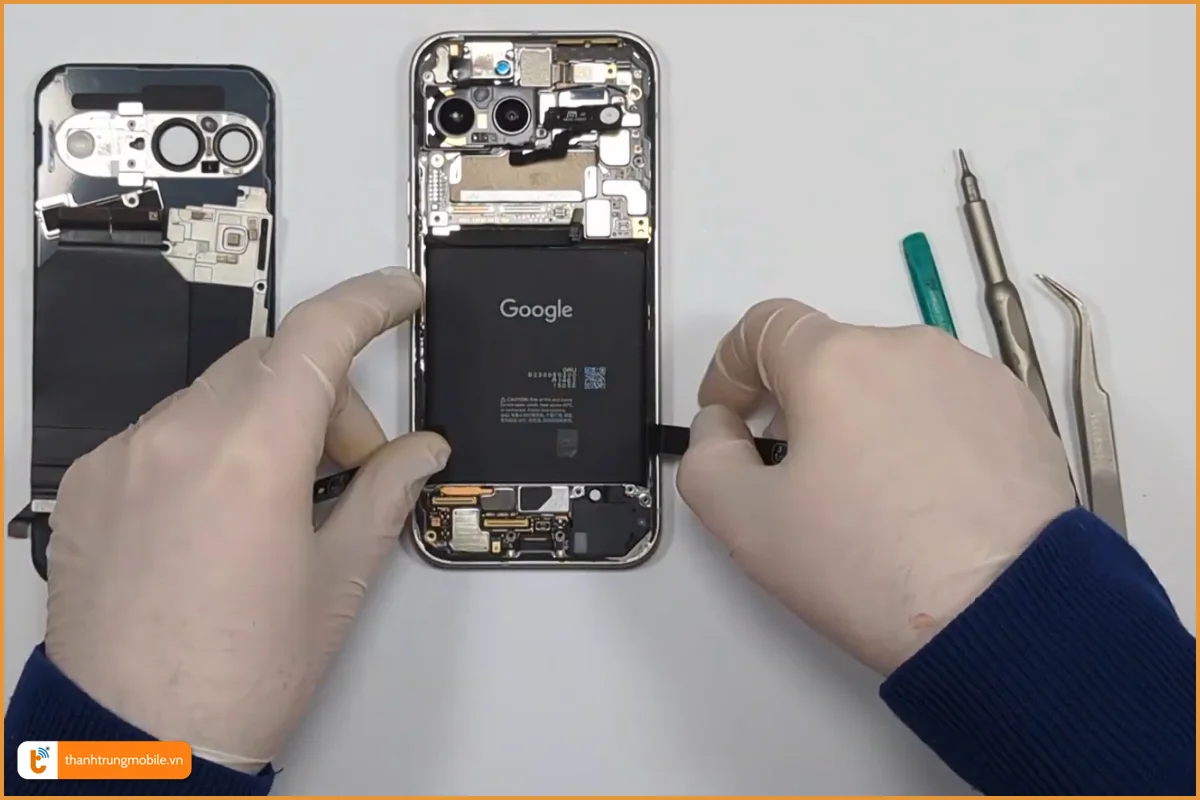 Quy trình thay pin Google Pixel 9