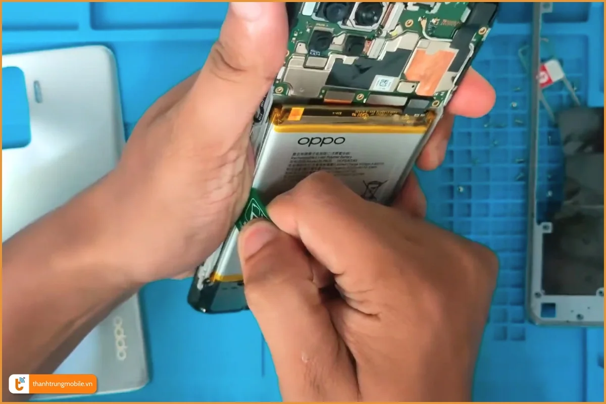 Quy trình thay pin Oppo F19