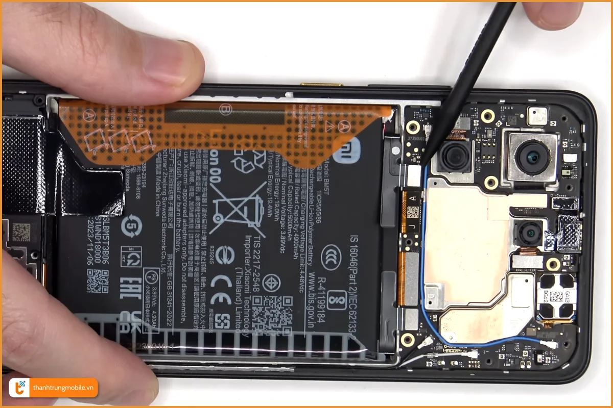 Quy trình thay pin POCO M7 Pro