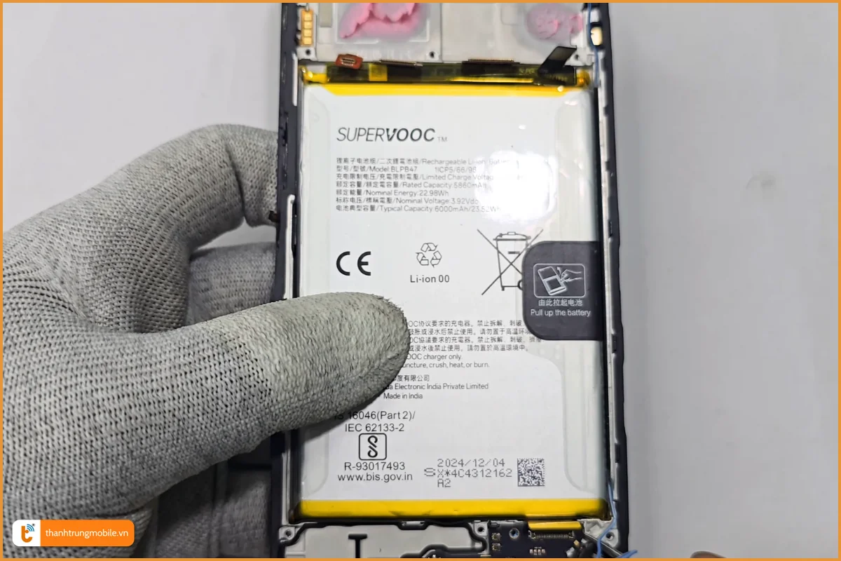 Quy trình thay pin Realme 14T 5G