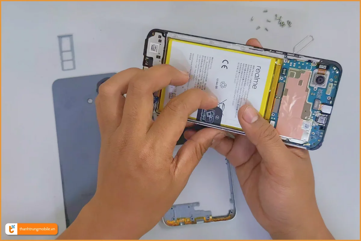 Quy trình thay pin Realme Note 60X